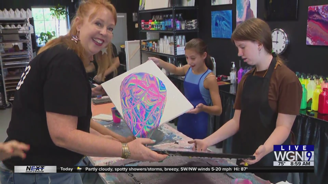 Around Town does paint pouring at Hawaii Fluid Art